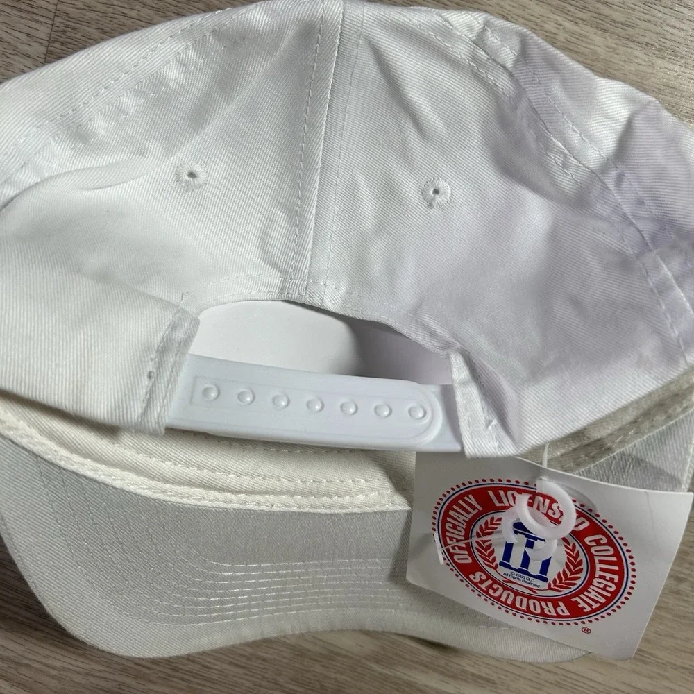VTG Michigan Wolverines Snapback Hat NWT NCAA College‎ Collegiate White Cap